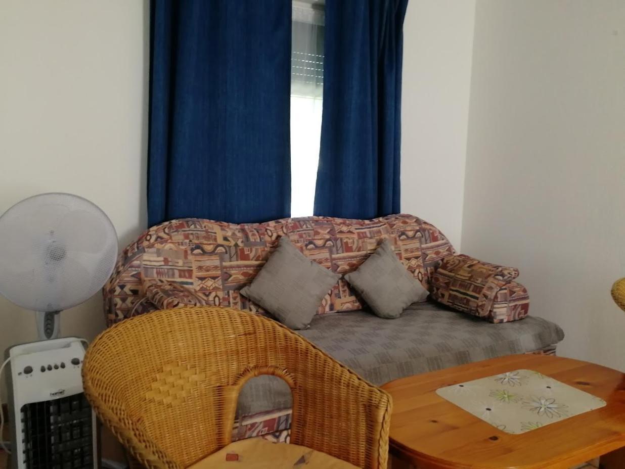 Feszek Apartmanhaz Vonyarcvashegy Exterior photo